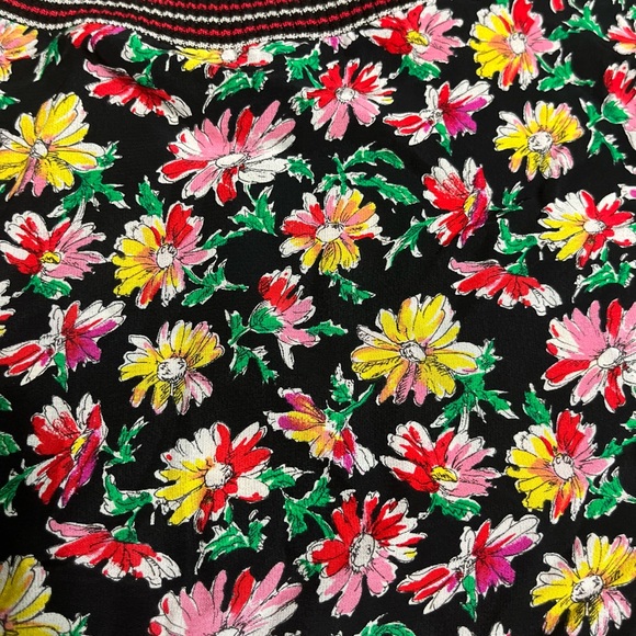 Emmanuel Ungaro Vintage Ladies floral top 1980s ribbed neckline and sleeve cuffs - Picture 4 of 7